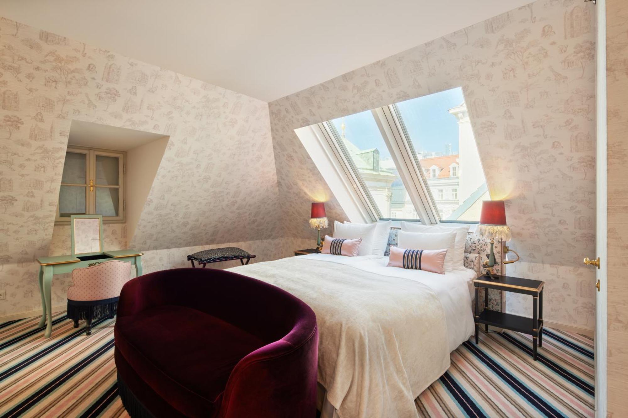 Zimmer Sky Royal